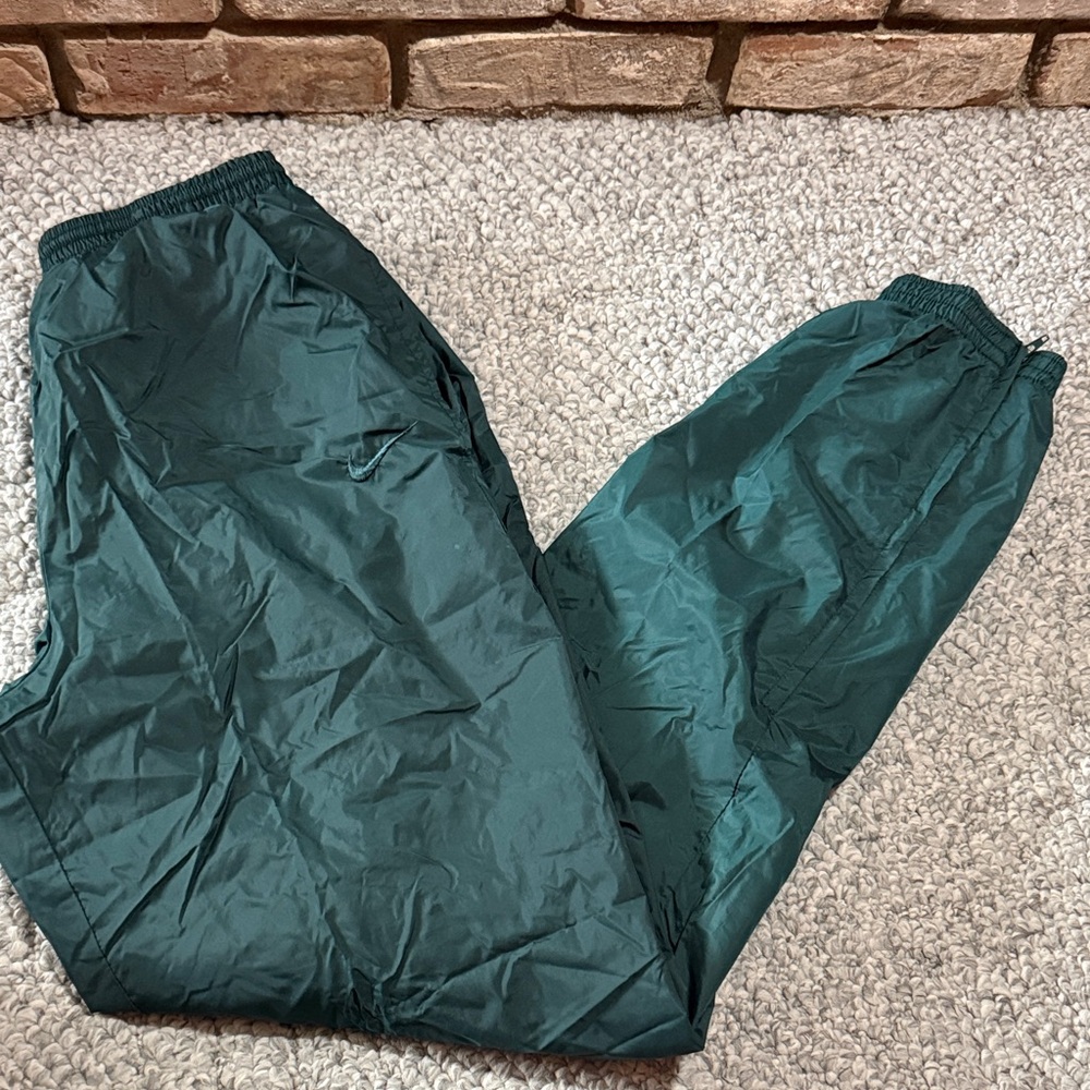 Nike Men's Dark Green Joggers